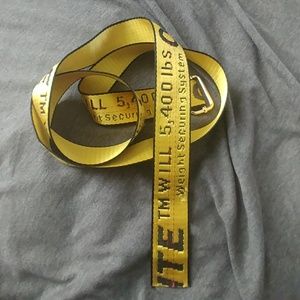 Off-White industrial belt